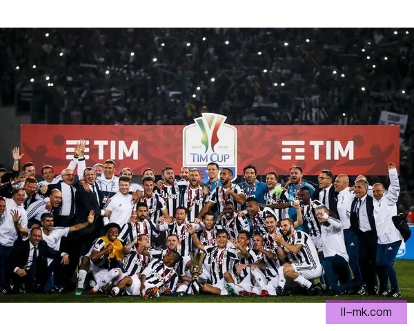 曼奇尼重塑蓝衣军团铁血精神率意大利勇夺欧洲杯荣耀传奇史诗