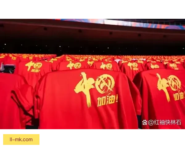 中国男足在世界杯预选赛18强赛客场败给澳大利亚，晋级希望渺茫